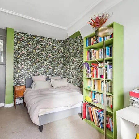 Apartment Apt Familial 6 Personnes Cirque D'hiver-marais By Weekome Paris