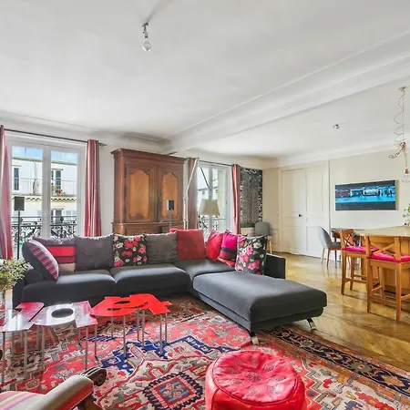 Apt Familial 6 Personnes Cirque D'hiver-marais By Weekome Apartment