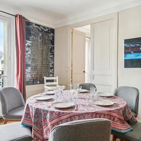 Apartment Apt Familial 6 Personnes Cirque D'hiver-marais By Weekome Paris